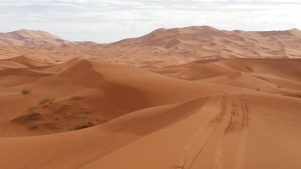 Riad Amar Merzouga Esterno foto